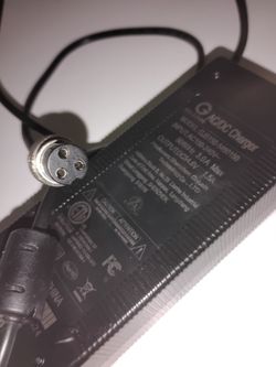 48V E-Scooter / E-Bike Charger (54.6V 1.5A) - Fits Evercross & More