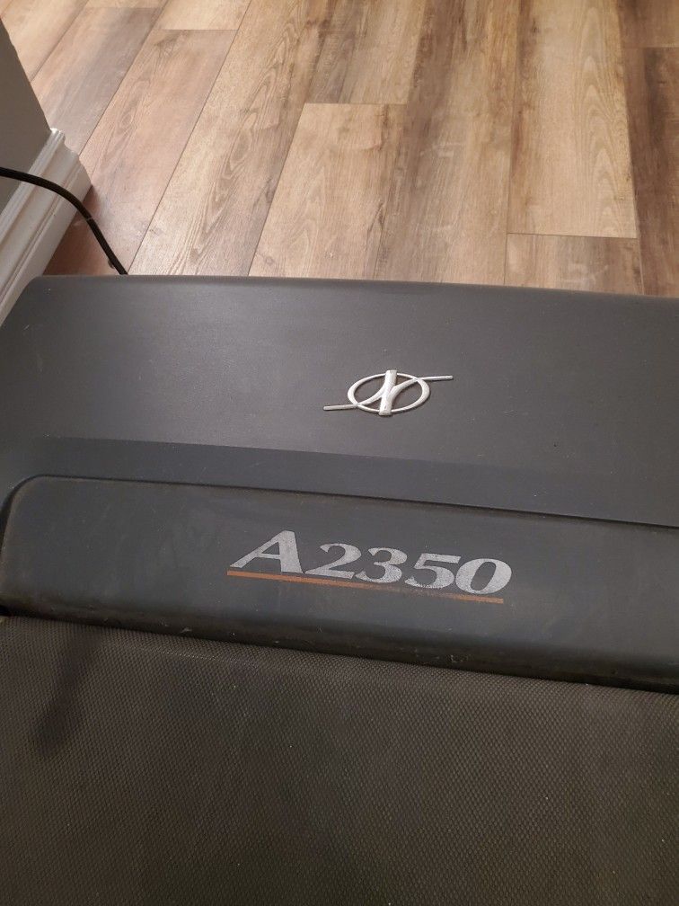 Treadmill  - NordicTrack A2350
