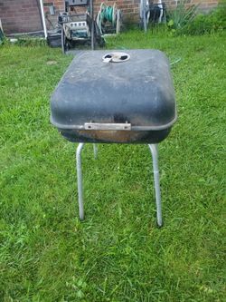 Portable Charcoal Grill with Lid