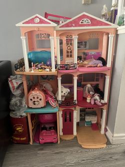 Barbie House With Car