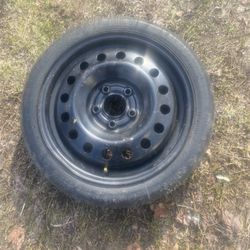 spare tire  Saturn L(contact info removed)