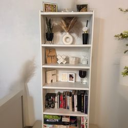 Book shelf
