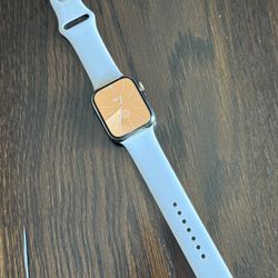 Apple Watch 7 45MM Gold Stainless Steel 
