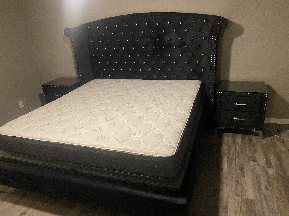 King Size BED