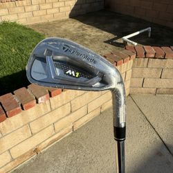 Taylormade M1 6 Iron (right handed)