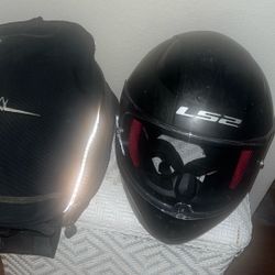 Helmet W/ Carry Bag Combo 