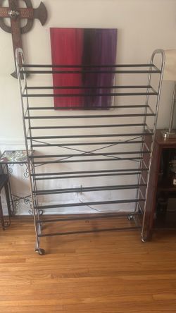 Shoe rack, rolling shoe rack