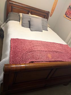 Queen bed frame head & foot board