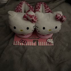 nwt pink leopard hello kitty slippers