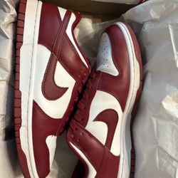 Nike Dunk Low Team Red (used)