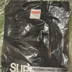 Supreme Black “Motion Logo” T Shirt 