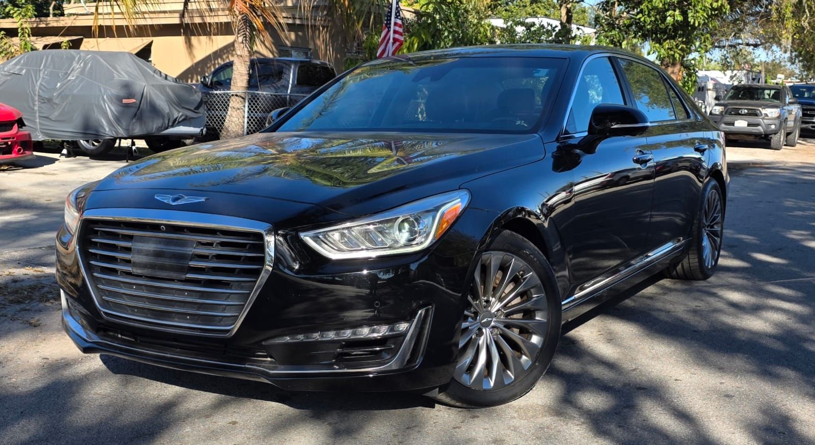 2012 Genesis G90