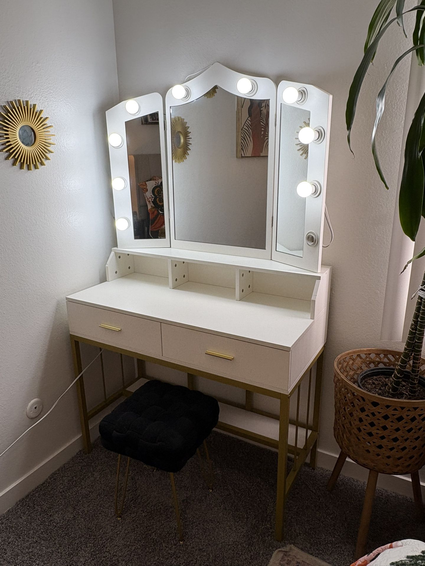 β¨ White & Gold Vanity with Light-Up Mirror + Velvet Stool β¨