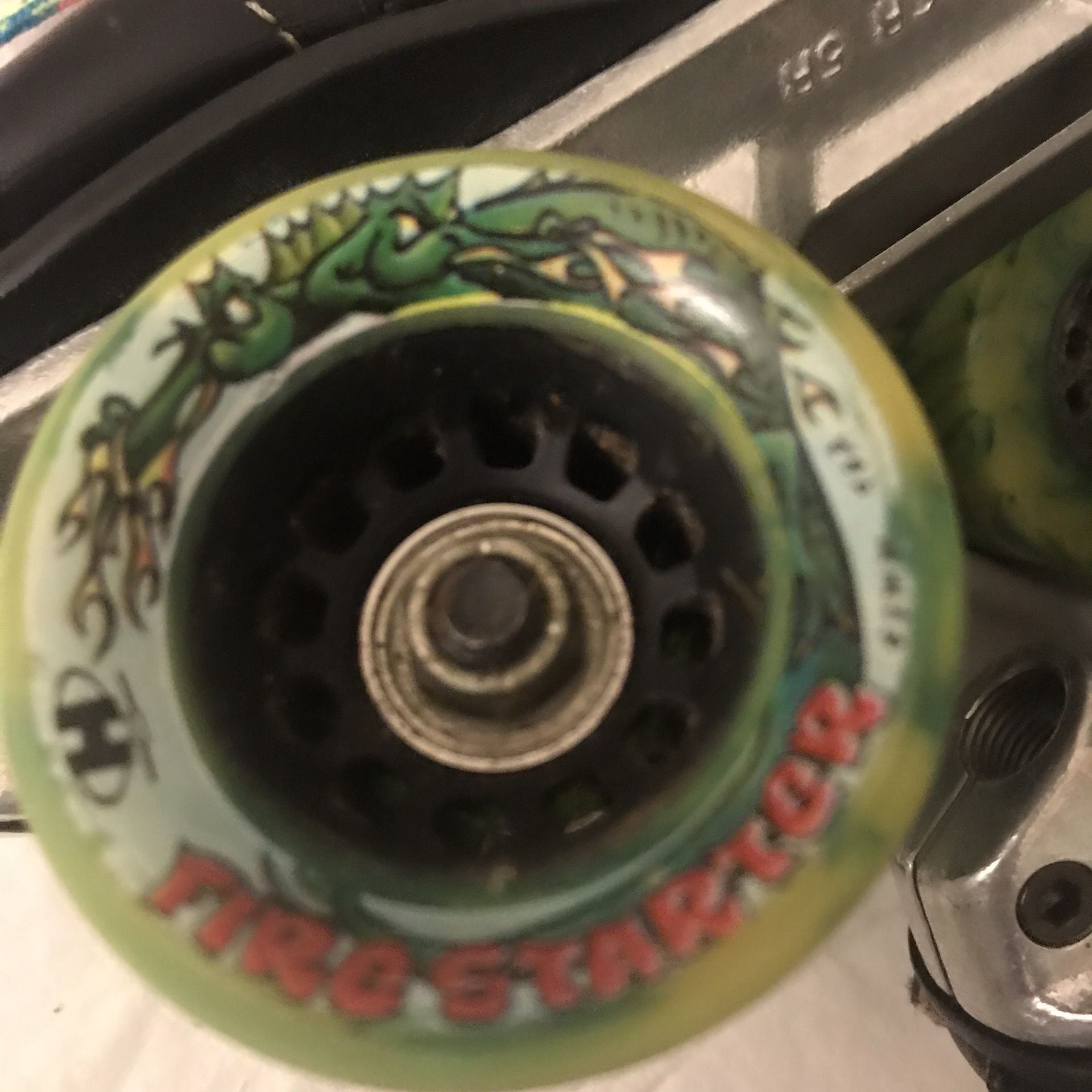 Rare Vintage LT429 Women’s Fire Starter Invader 5L/5R Roller Skates