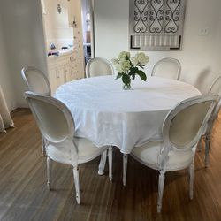 Dining Table And 6 Chairs 