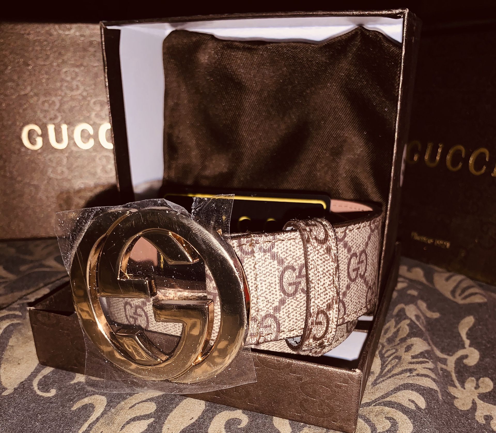 Gucci belt