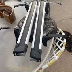 Thule Snowpack L Ski Snowboard Carriers