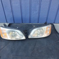 Subaru Legacy/Outback Parts- Headlights 