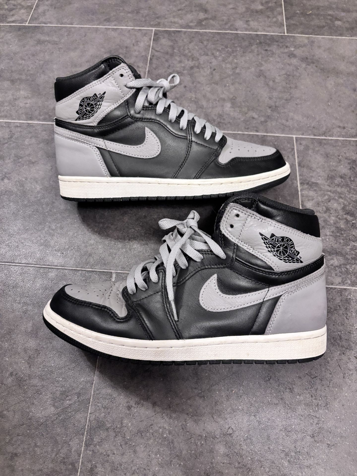 Air Jordan 1 Shadow OG 2018 Size 8