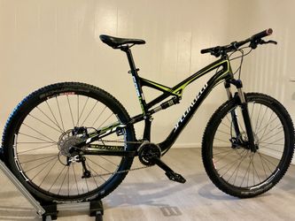 Gorgeous Specialized Full suspension Mountain (29er), Like New, LOADED! 