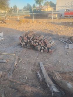 Seasoned Mesquite Firewood