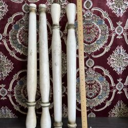 Assorted Wood Furniture Legs & Finials 