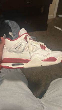 Jordan 4s