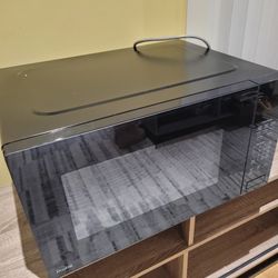 New GE microwave Built In 