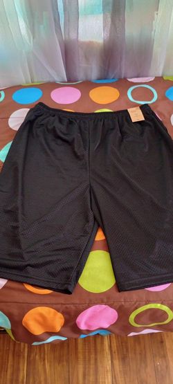 5xl Black Shorts