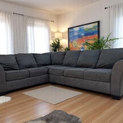 Grey Microfiber 6-Seat Sectional (Shampooed & FREE 🚚)