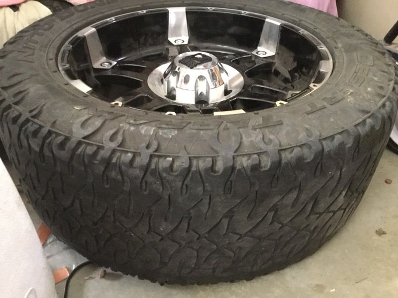 Xd series wheels for 6 lug Toyota, Chevy,or Nissan with Radial tires