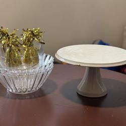 Party Supplies Bundle: 5 Bowls, Balloon Weights, and Cake Stand