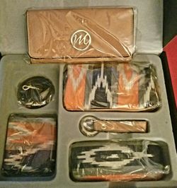 Stylish Women's Gift Box Set