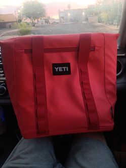 Red Yeti Tote bag 20 Liter