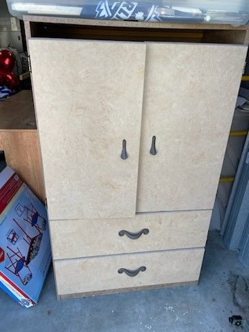 Queen Bedroom Set W/ L-Shaped Desk