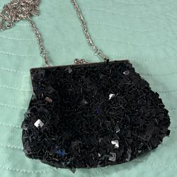 Adorable Beaded Crossbody /Shoulder Bag by Bijoux Terner.