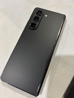 Samsung Galaxy Z Fold 5