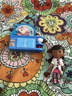 Doc mcstuffins toy