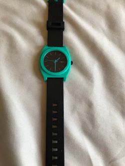 Nixon watch