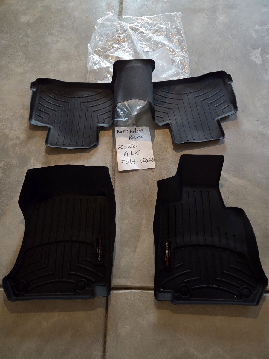 Mercedes Benz GLC Weather Tech Mat