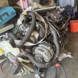 2004 Chevy Tahoe 5.3 Ls1 Engine 