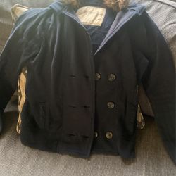 Abercrombie &Fitch Sweater  Small