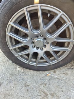 Universal 17" Wheels with tires