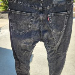 Levis Mens