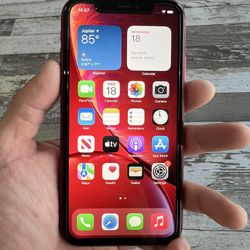 iPhone XR Excellent Condition W/ New Tempered Glass Screen Protector And Case