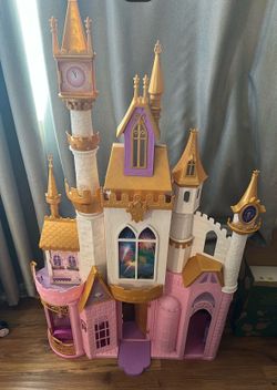 Disney Princess Ultimate Celebration Castle Used