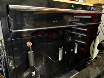 Yukon 46 inch mobile workbench toolbox