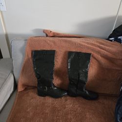 Women's Boots Size 9