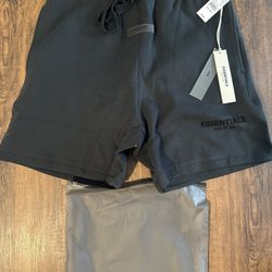 Essential Short 