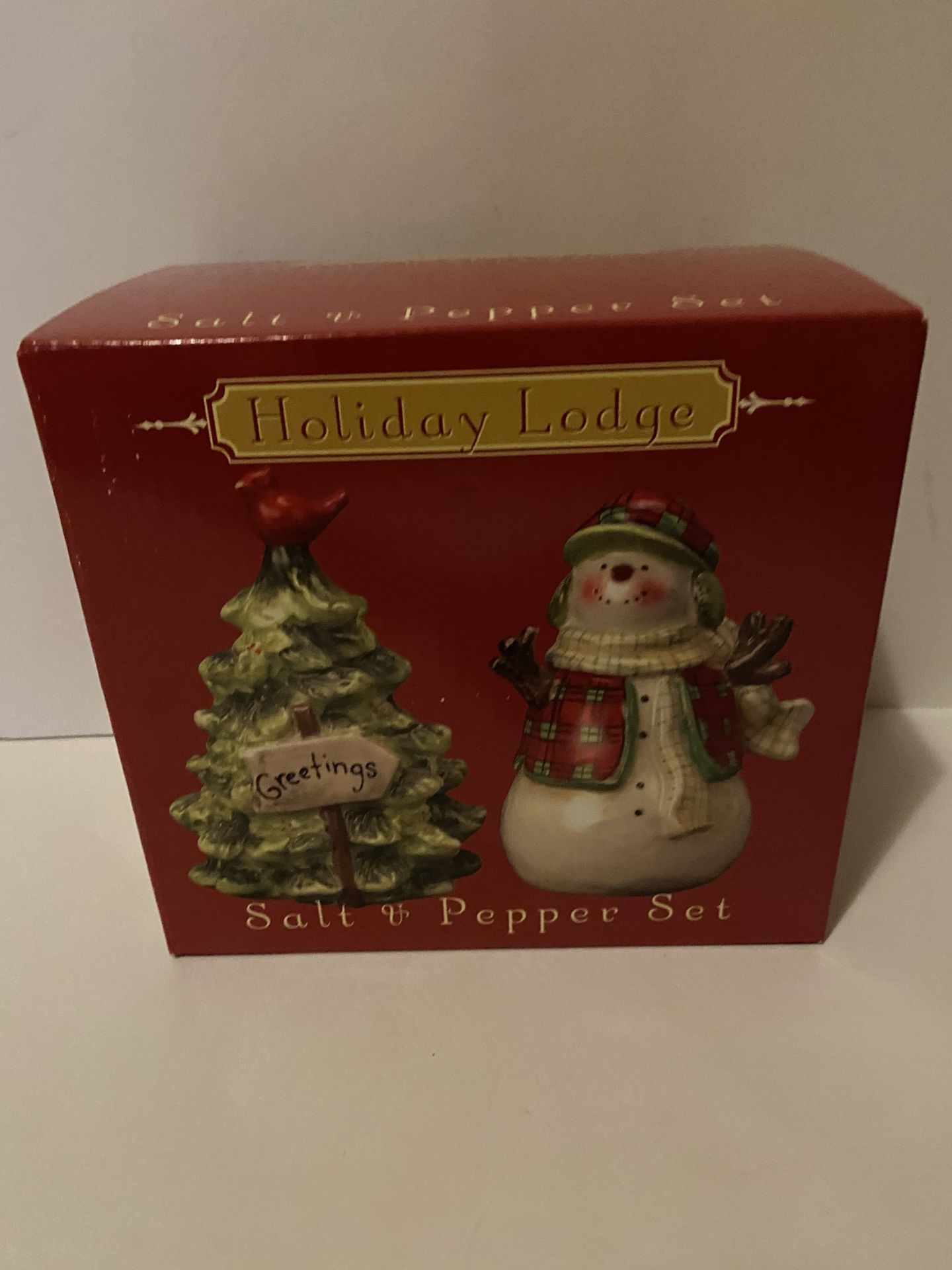 New Certified International Holiday Lodge Snowman Salt and Pepper Shakers Set